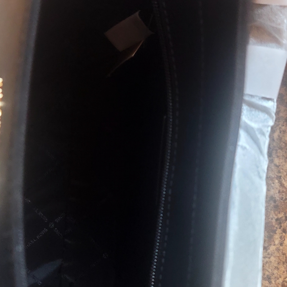 Michael kors jet set travel black leather shoulder bag purse NWT $558 retail - Picture 7 of 8